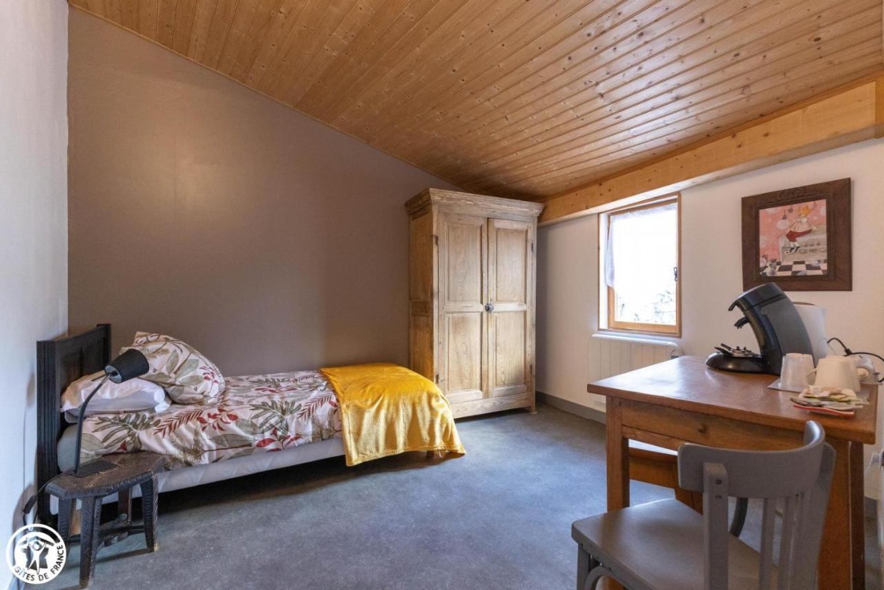 Isserteaux Chambre D'Hote De La Petite Toscane D'Auvergne B&B 외부 사진